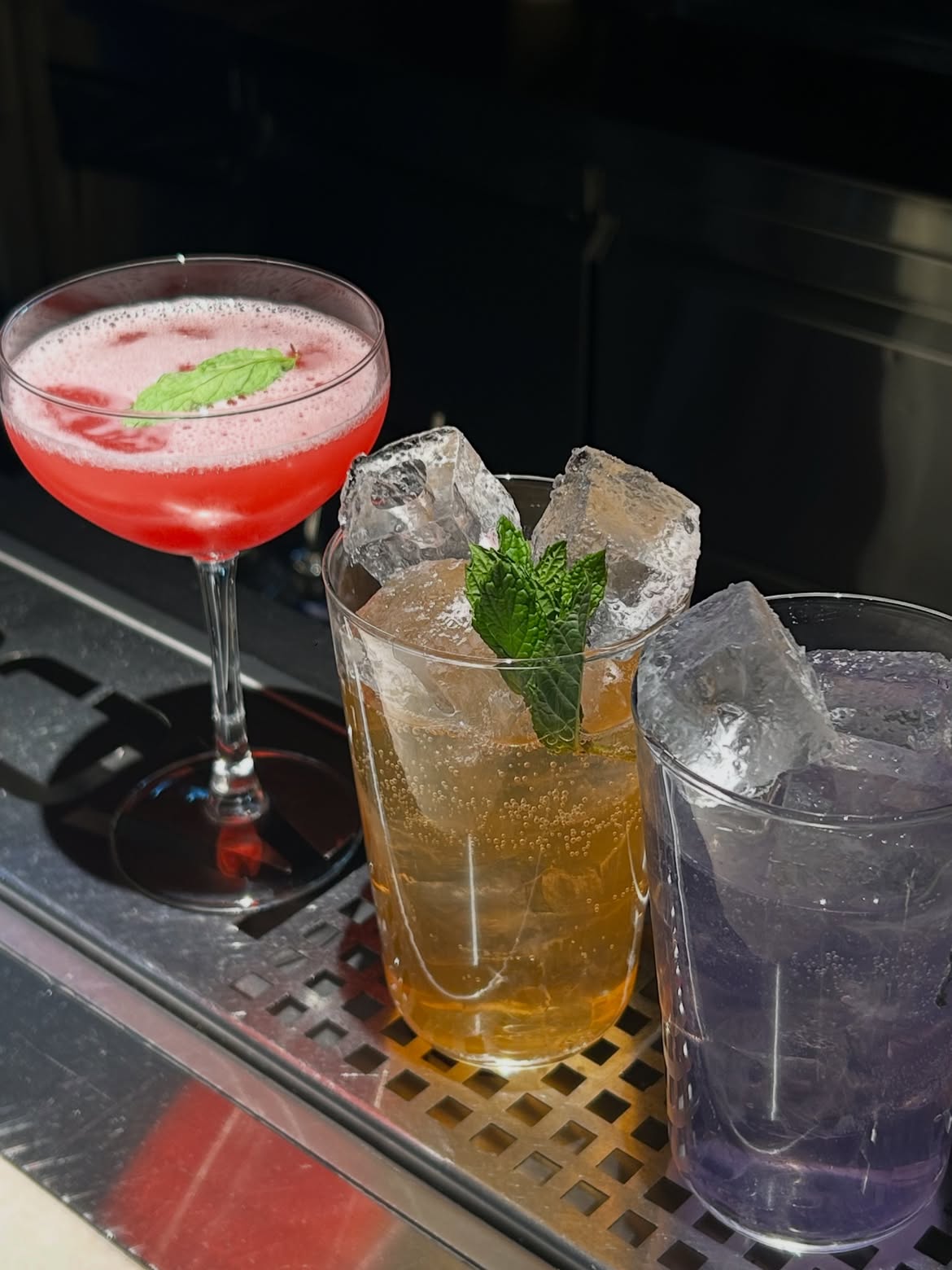Κούλ: Καφές, brunch και cocktails